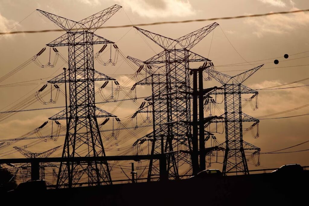 Colapso regulatório: Ministério de Minas e Energia passou 3 anos sem agir para evitar ‘curtailment’